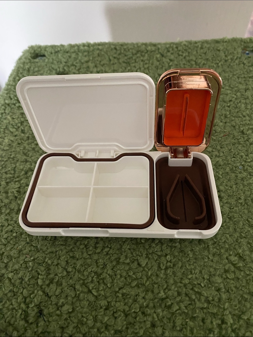 White and Rose Gold Portable Pill Case with White Interior & Brown Pill Cutter